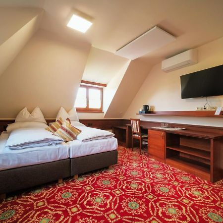 Hotel Fortna Хрудим Номер фото